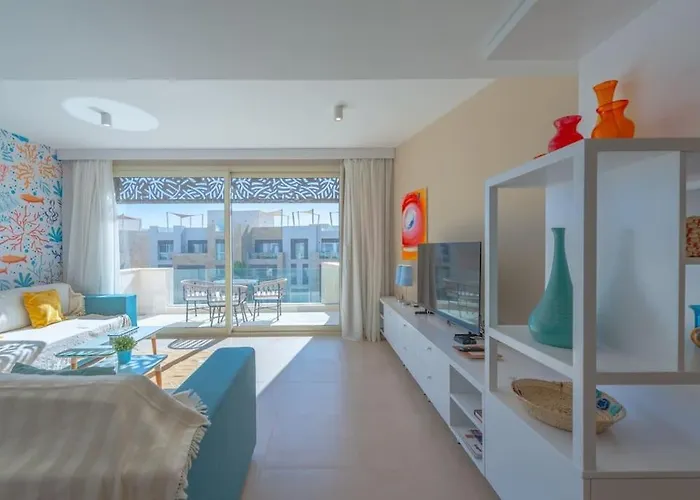 Beach-inspired 1br In Mangroovy, El Gouna. Sea & Pool Apartment